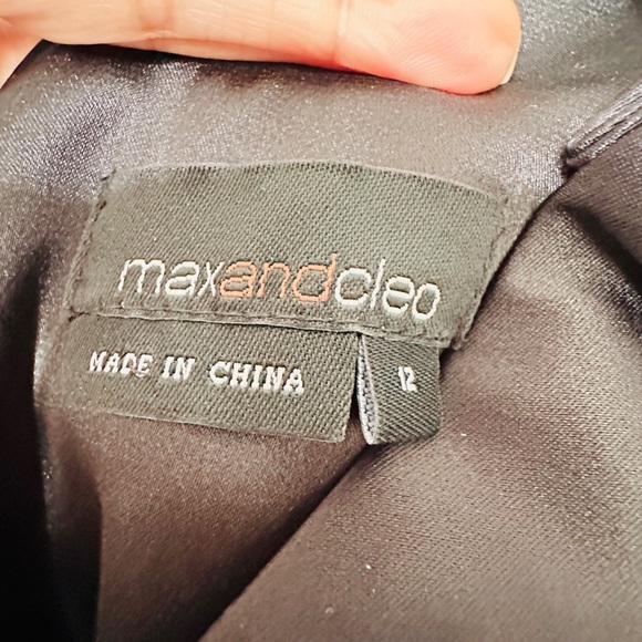 Max and Cleo sz 12 - Picture 2 of 2